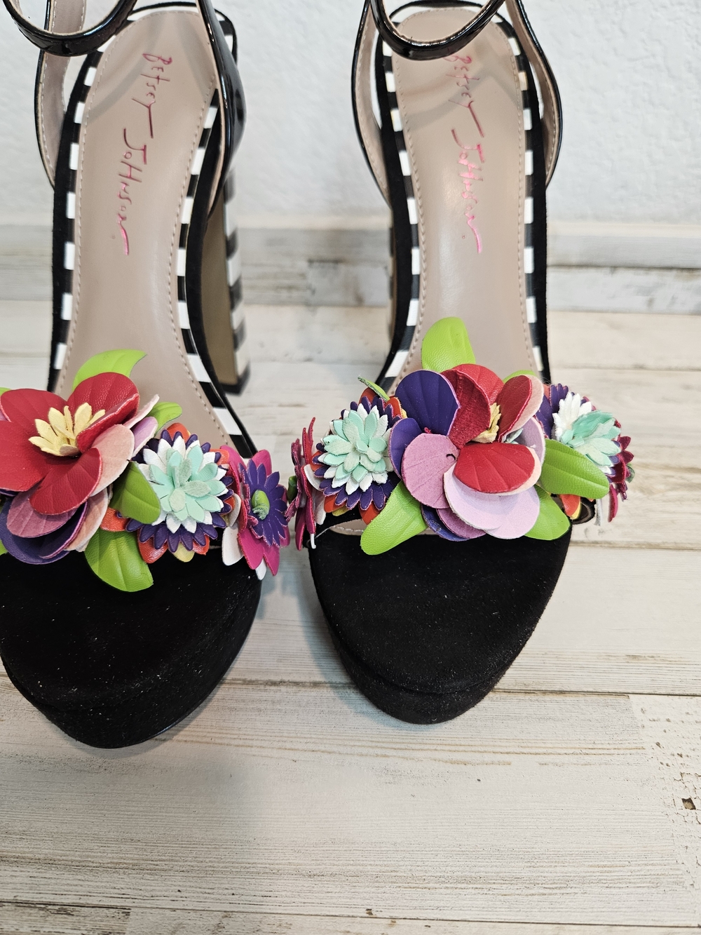 Betsey Johnson Black Floral Striped Platform Block Heel Sandals Ankle Strap